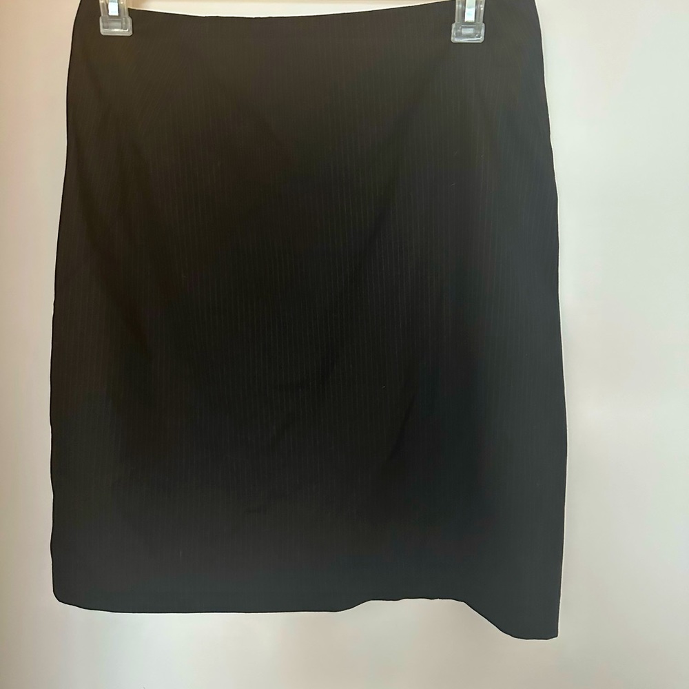 New York and Company pencil skirt pinstripe